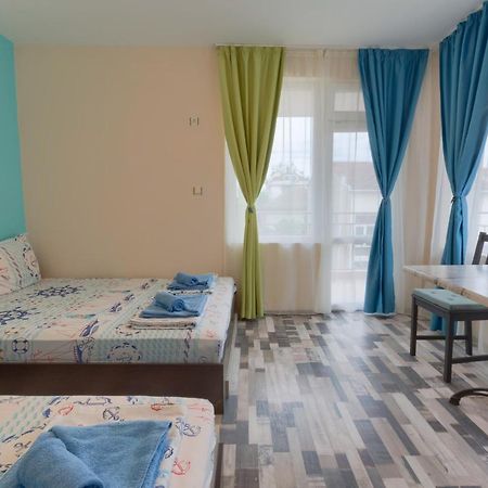 Kazlarov Guest House Kiten  Eksteriør billede