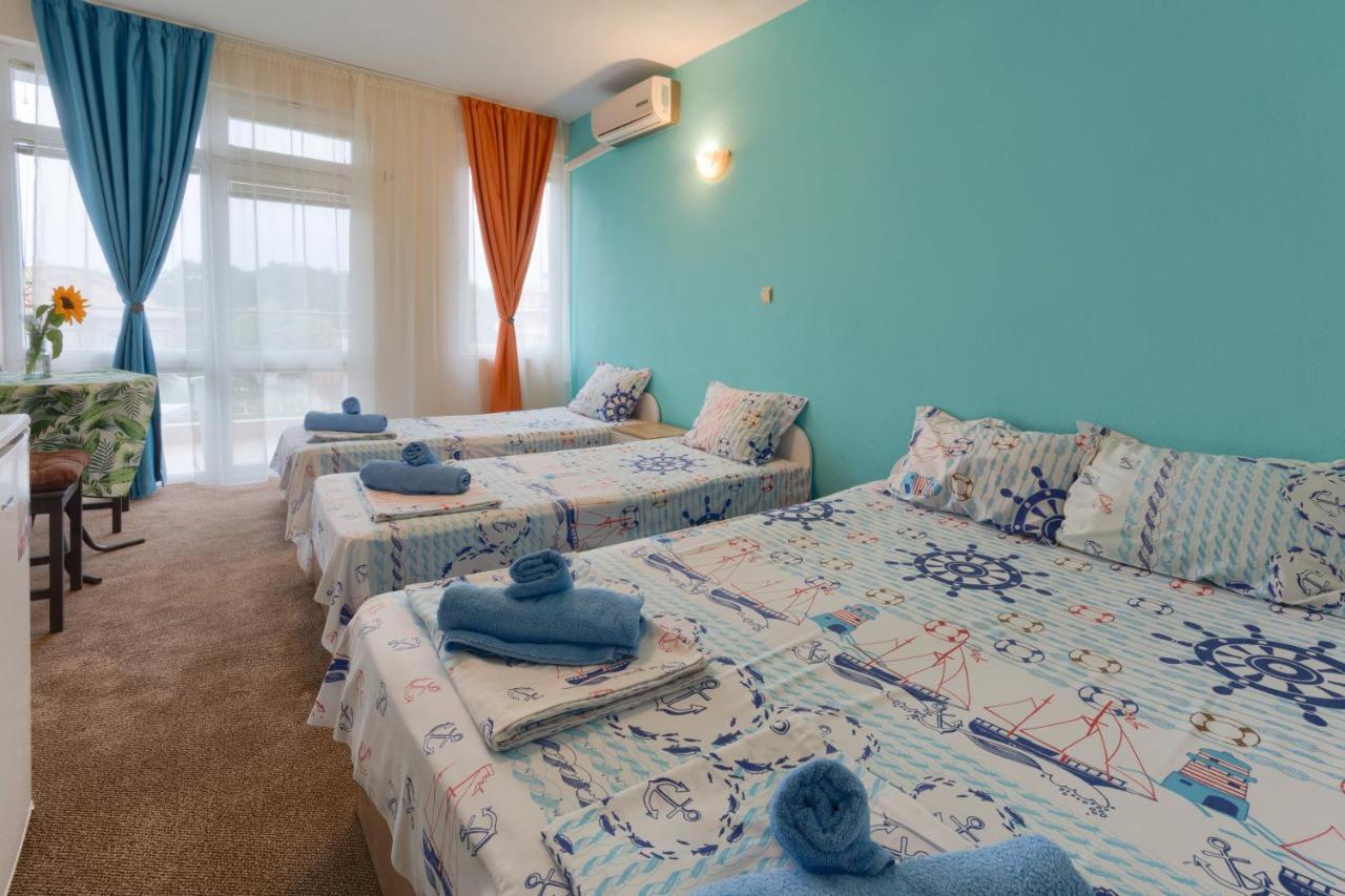 Kazlarov Guest House Kiten  Eksteriør billede