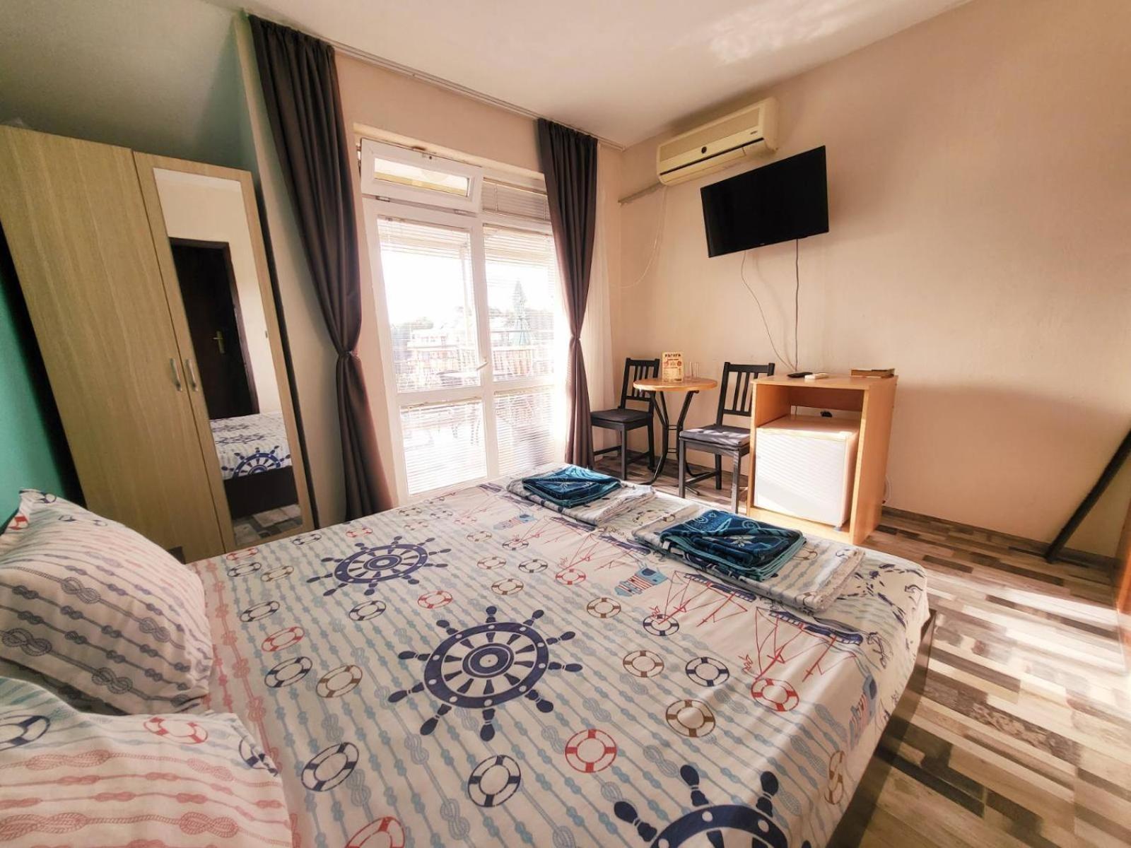 Kazlarov Guest House Kiten  Eksteriør billede