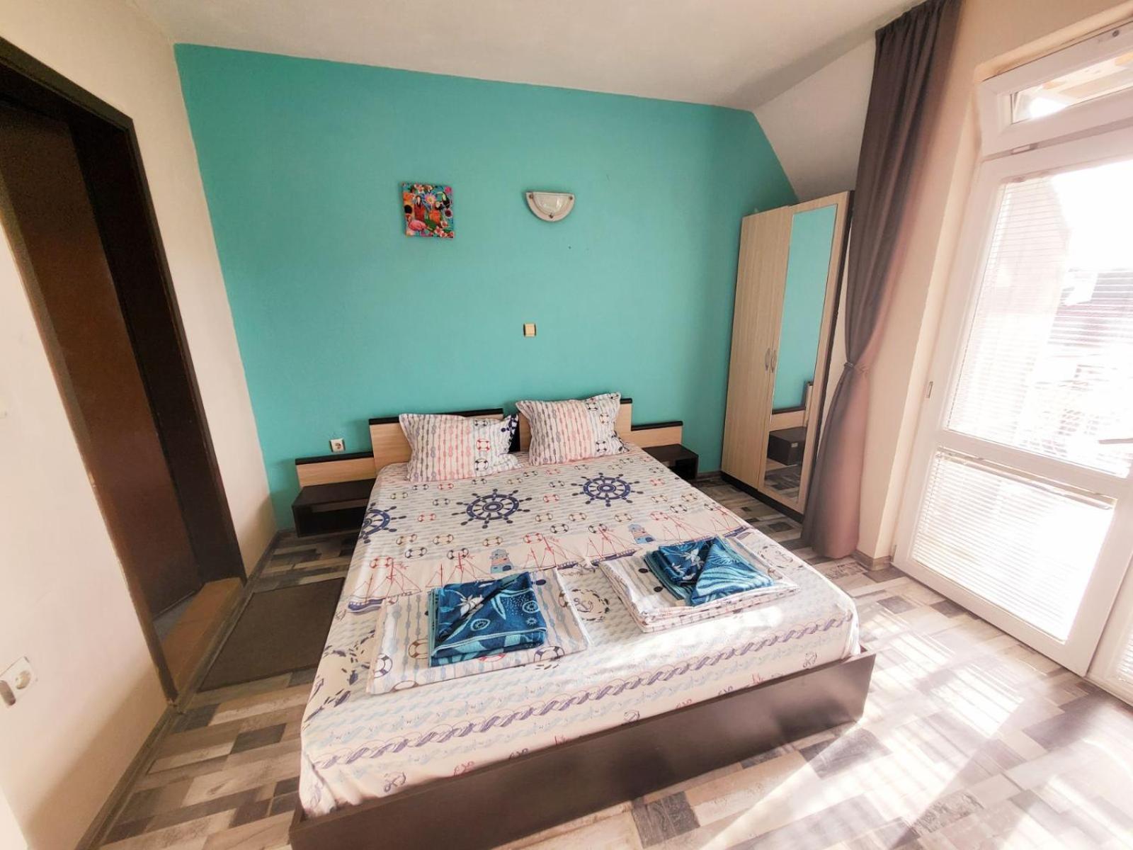 Kazlarov Guest House Kiten  Eksteriør billede