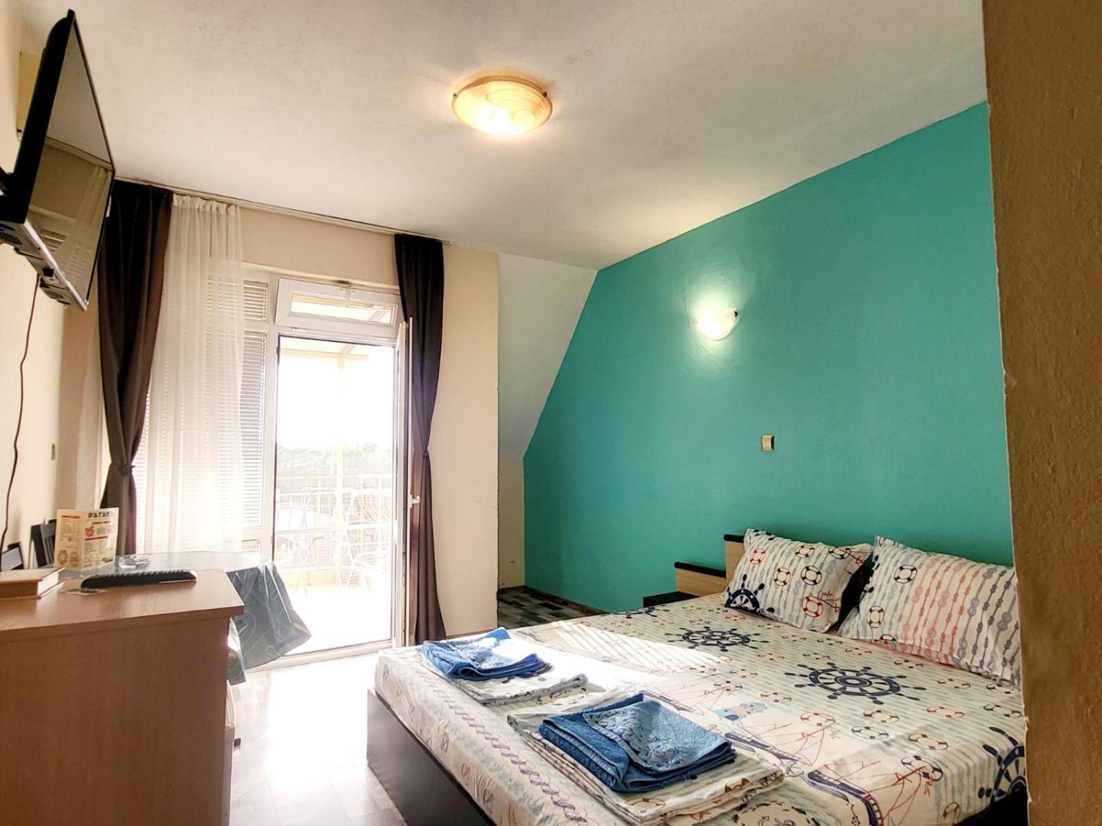 Kazlarov Guest House Kiten  Eksteriør billede