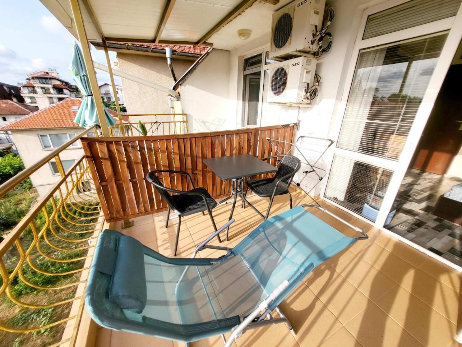 Kazlarov Guest House Kiten  Eksteriør billede